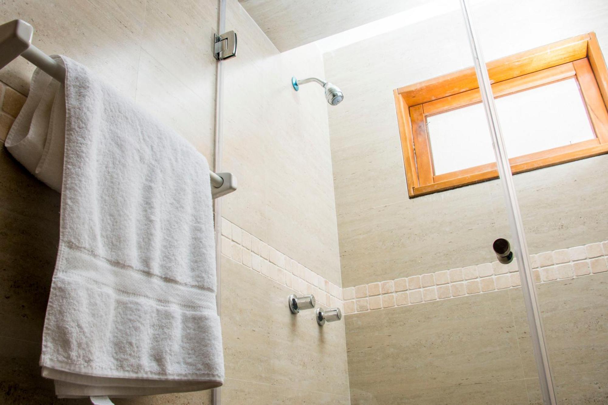 Hotel Suiza Peruana Huaraz  Værelse billede